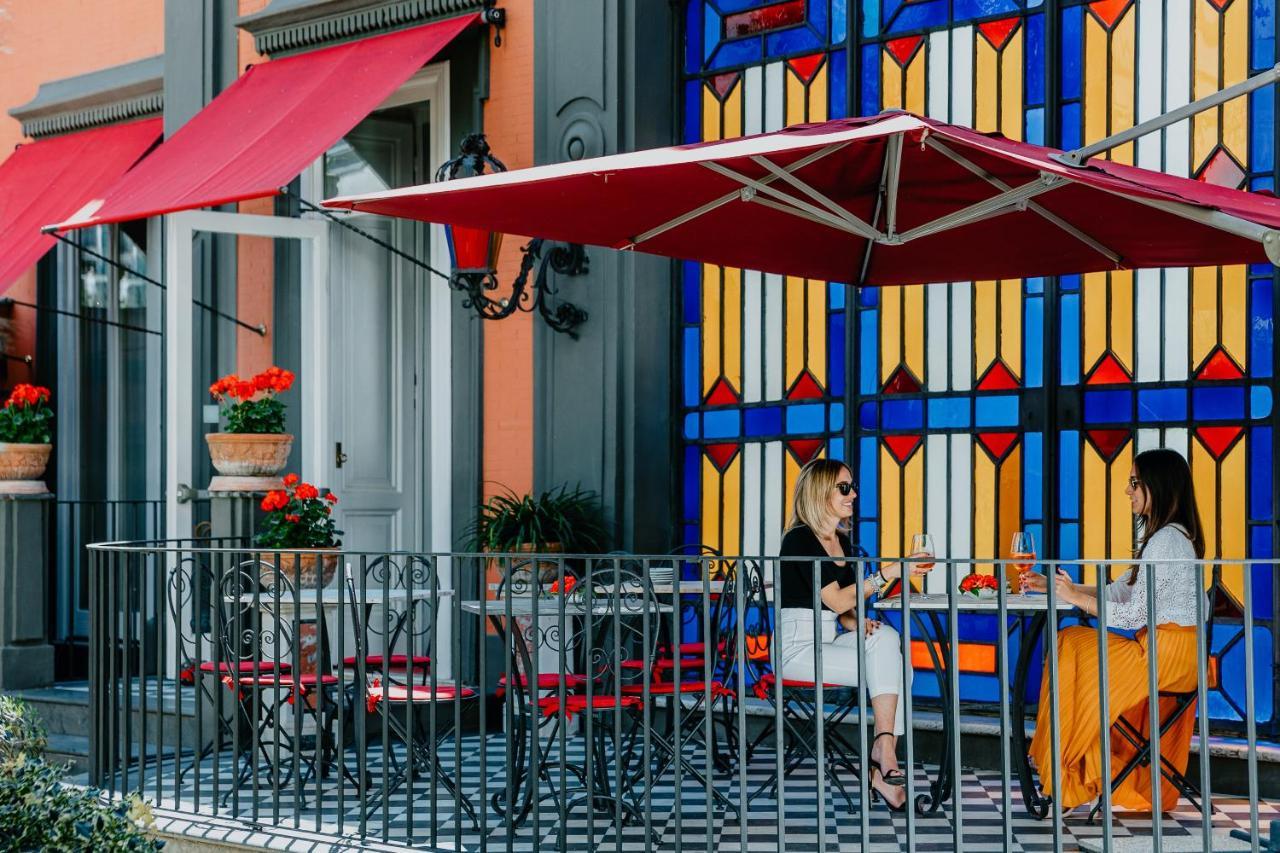 Costantinopoli 104 Hotel Naples Exterior photo