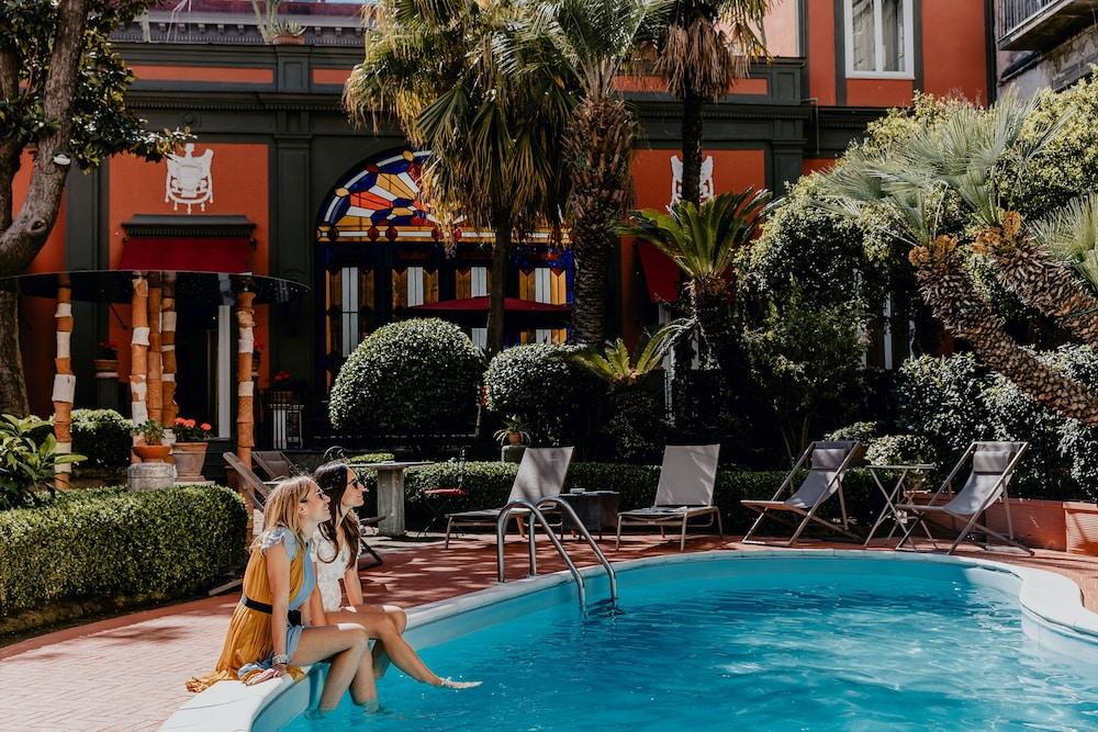 Costantinopoli 104 Hotel Naples Exterior photo